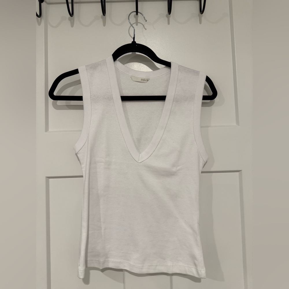 Zara White Fitted Sleeveless Tank Top